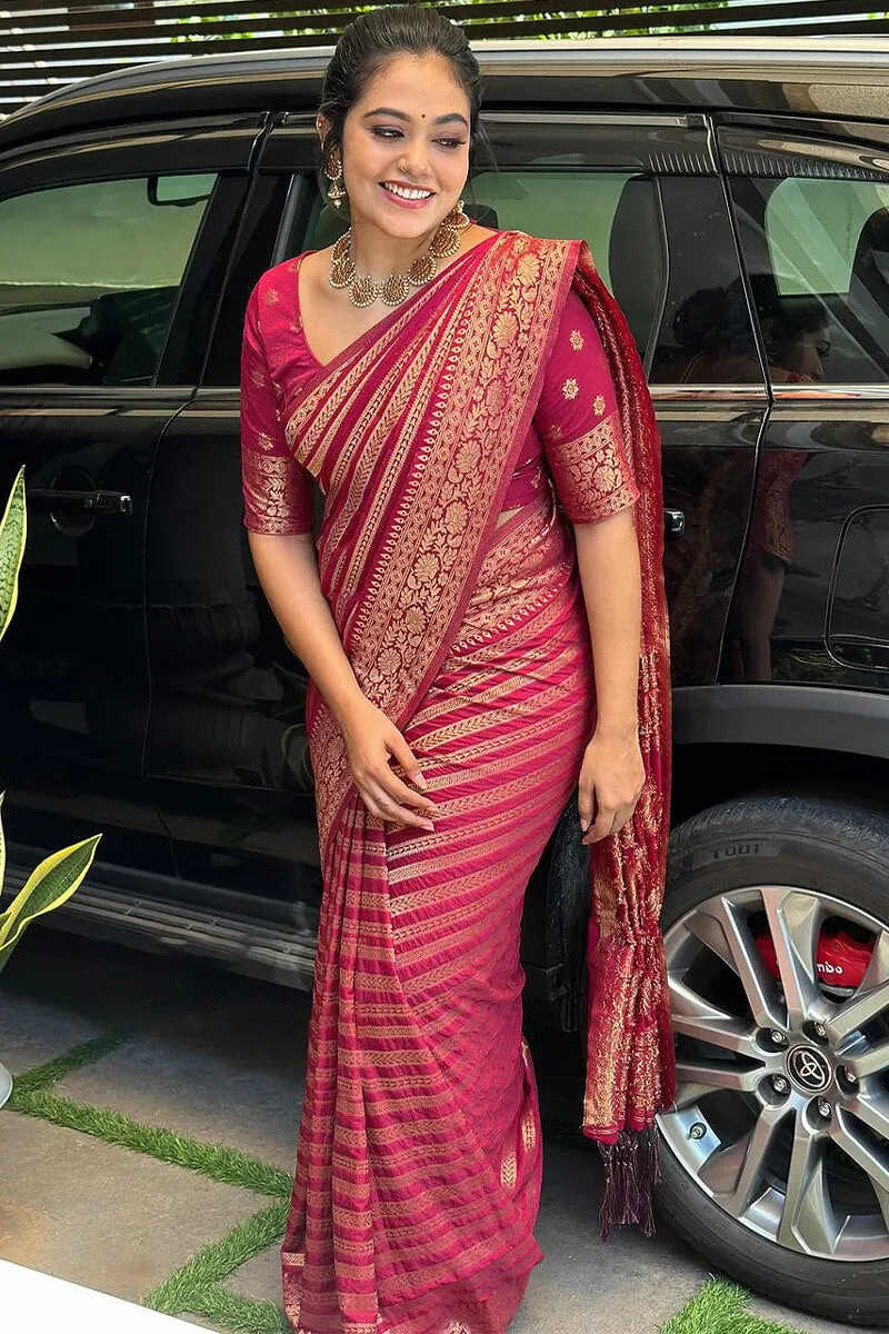 Assemblage Dark Pink Soft Silk Saree With Flaunt Blouse Piece