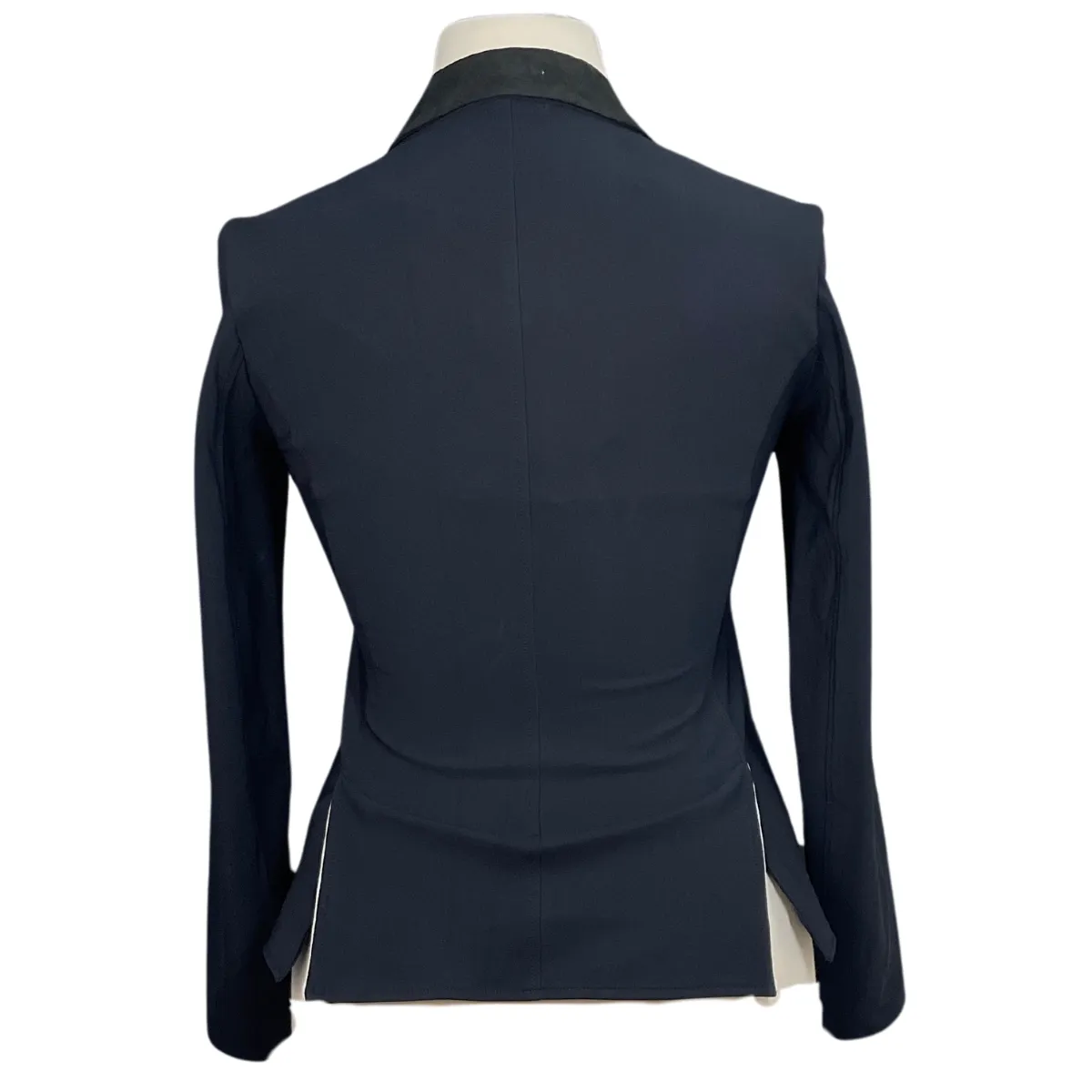 B Vertigo Sonia Softshell Show Jacket in Navy - Women's 4