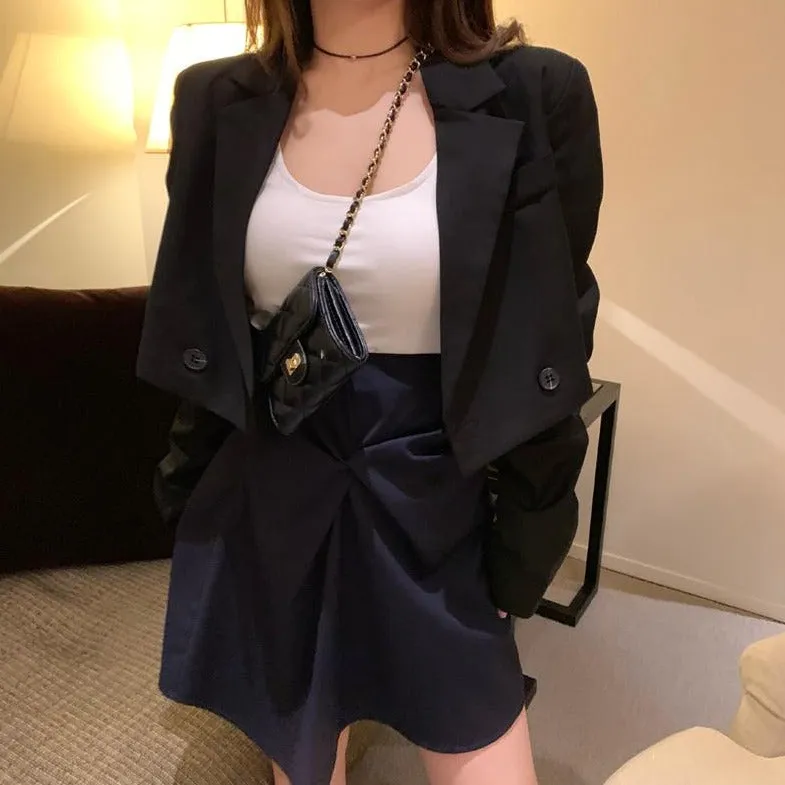 Cropped Blazer With Buttons