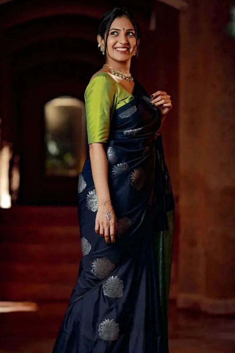 Elision Navy Blue Soft Silk Saree With Lissome Blouse Piece