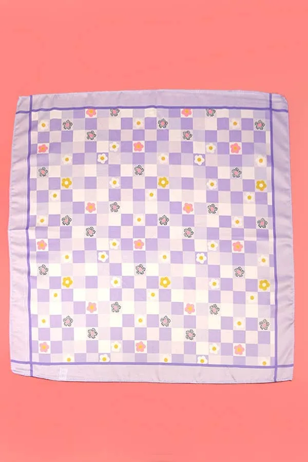 FLOWER DAISY PRINT SILKY FEEL BANDANA SCARF: Lilac