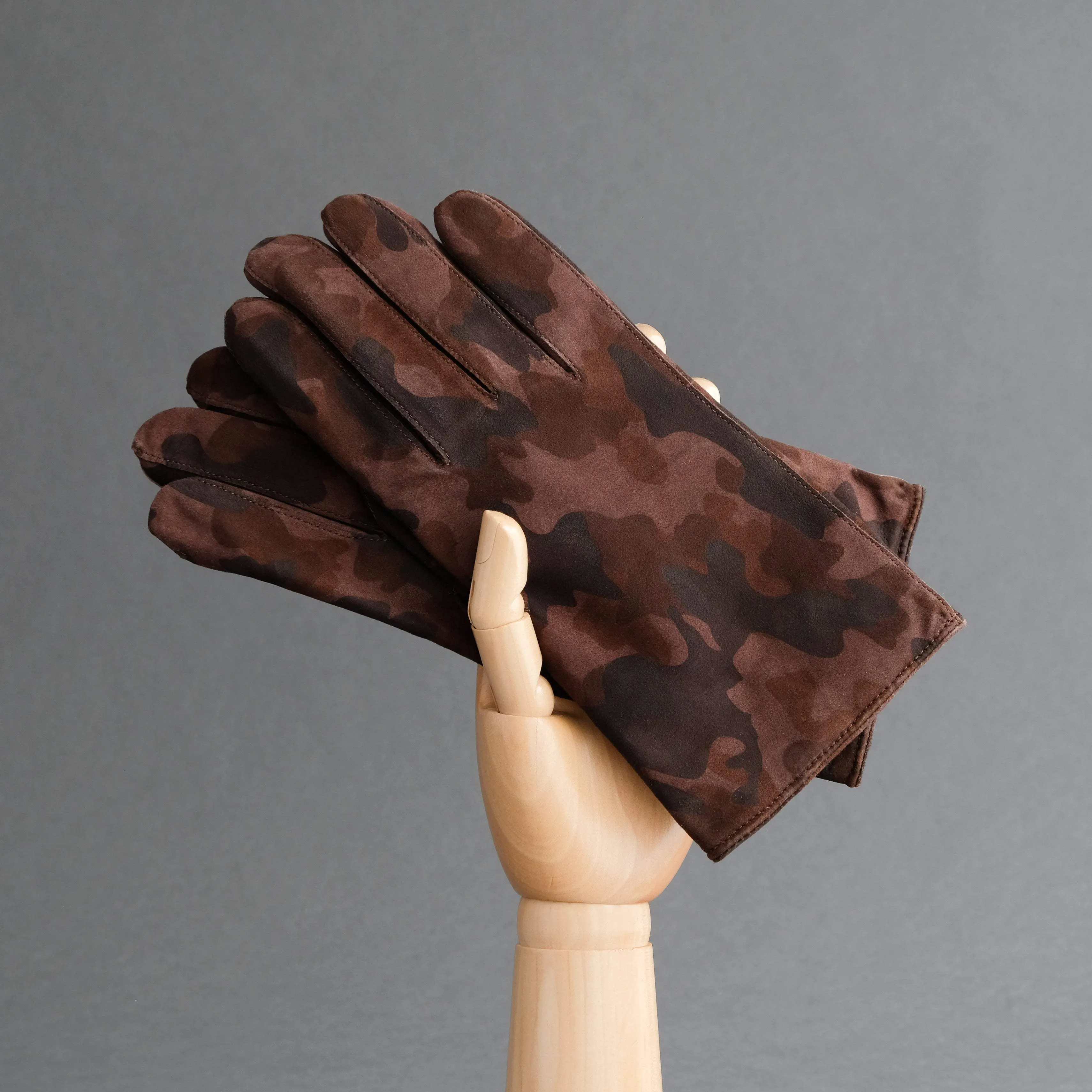 Gentlemen's Gloves from Military Brown Goatskin Lined with Cashmere