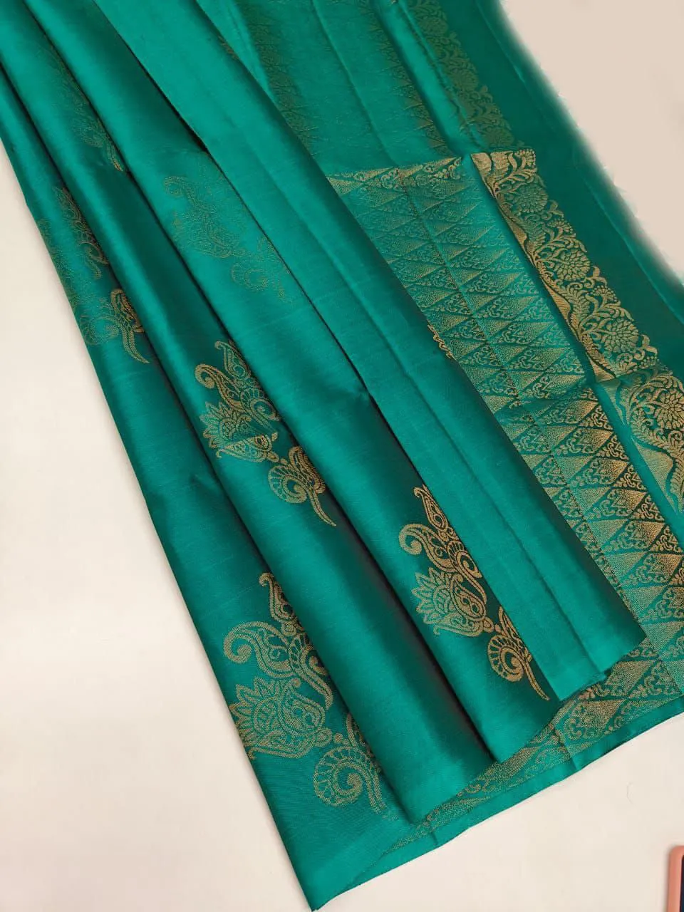 Ideal Firozi Soft Silk Saree With Exemplary Blouse Piece