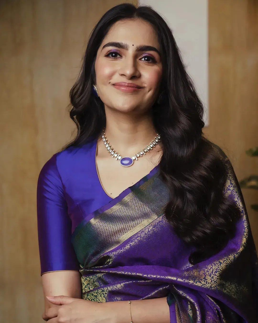Propinquity Royal Blue Soft Silk Saree With Surreptitious Blouse Piece