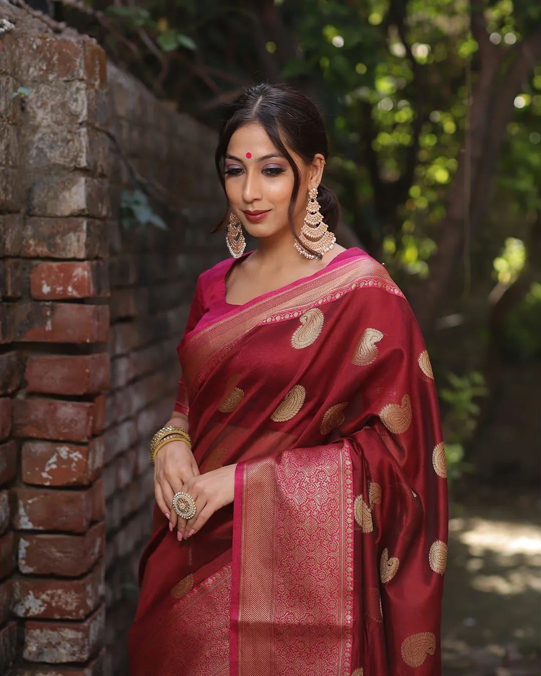 Trendy Wine Soft Silk Saree With Precious Blouse Piece