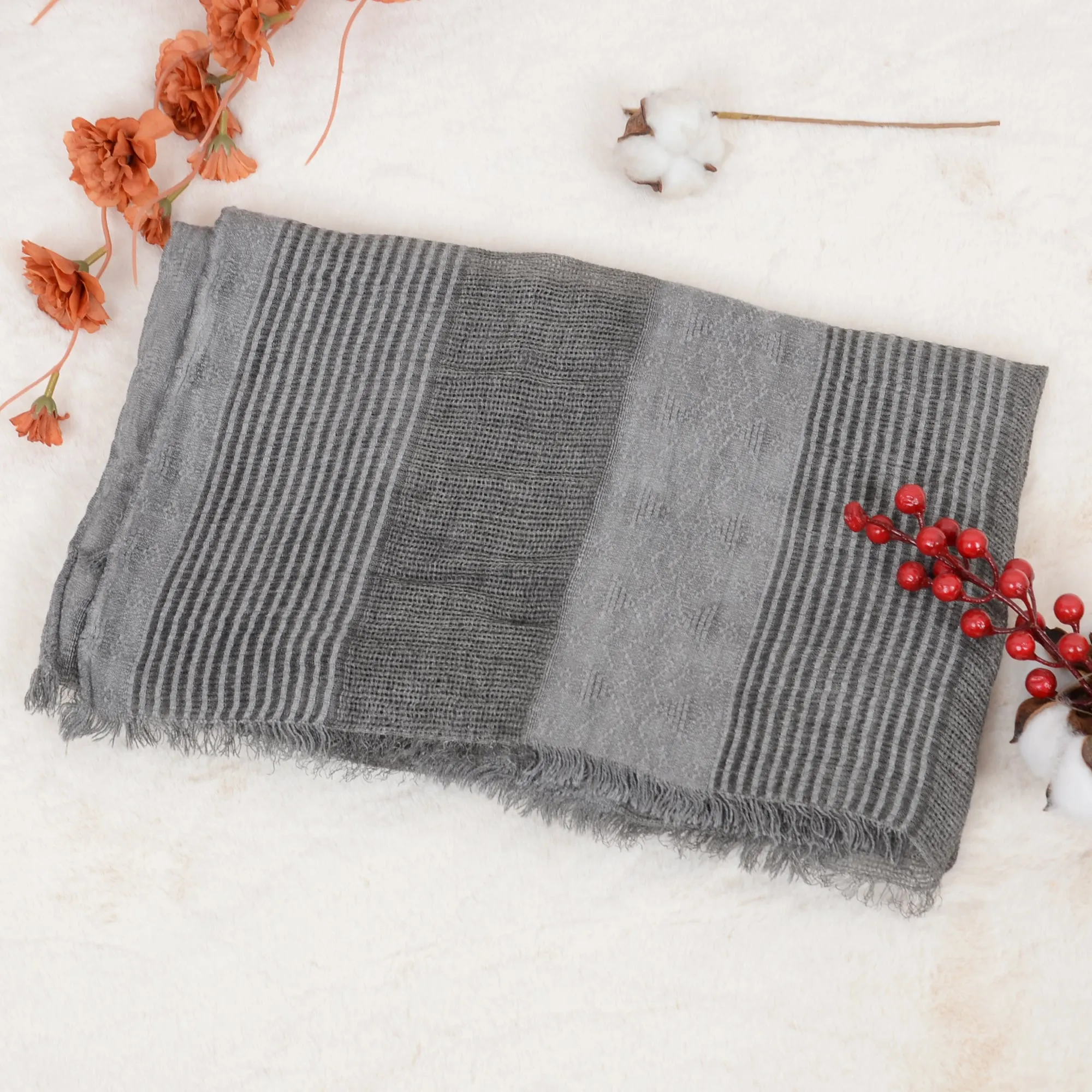 Vintage Textured Striped Scarf Lightweight Fringed Soft Warm Wrap Shawls for Women