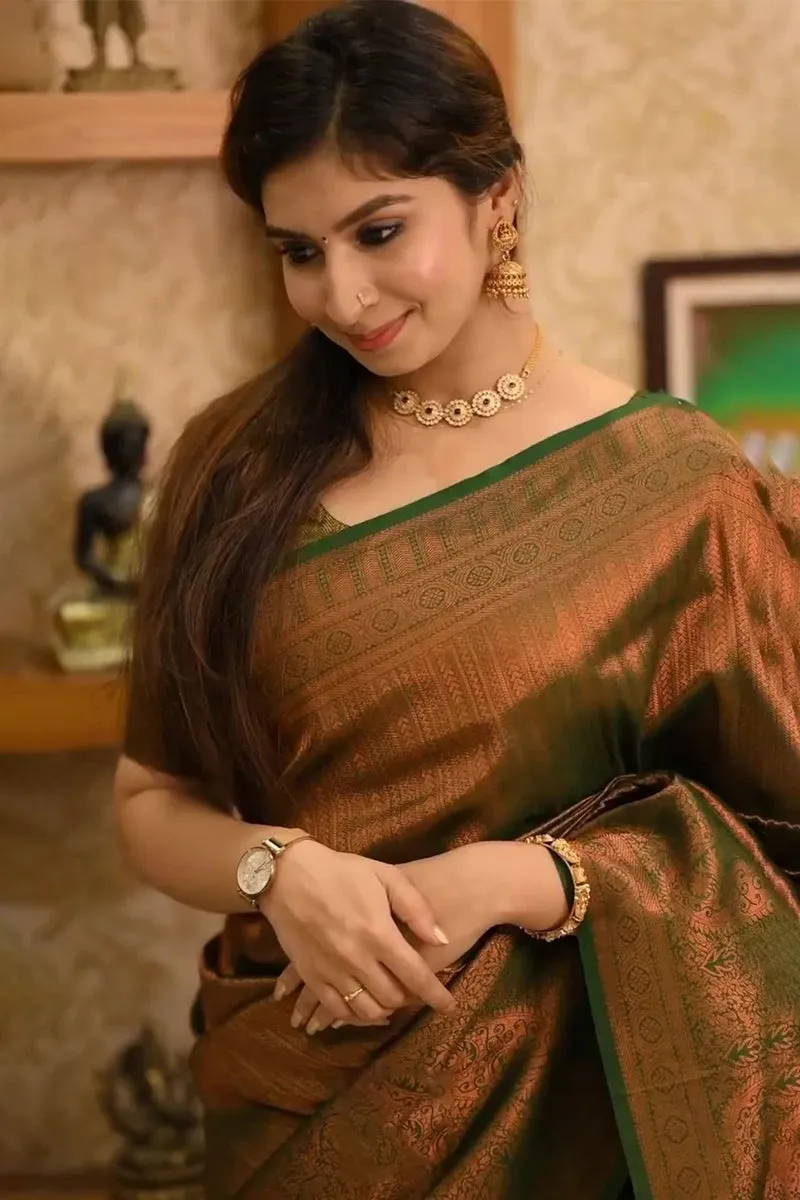 Wonderful Dark Green Soft Silk Saree With Devastating Blouse Piece